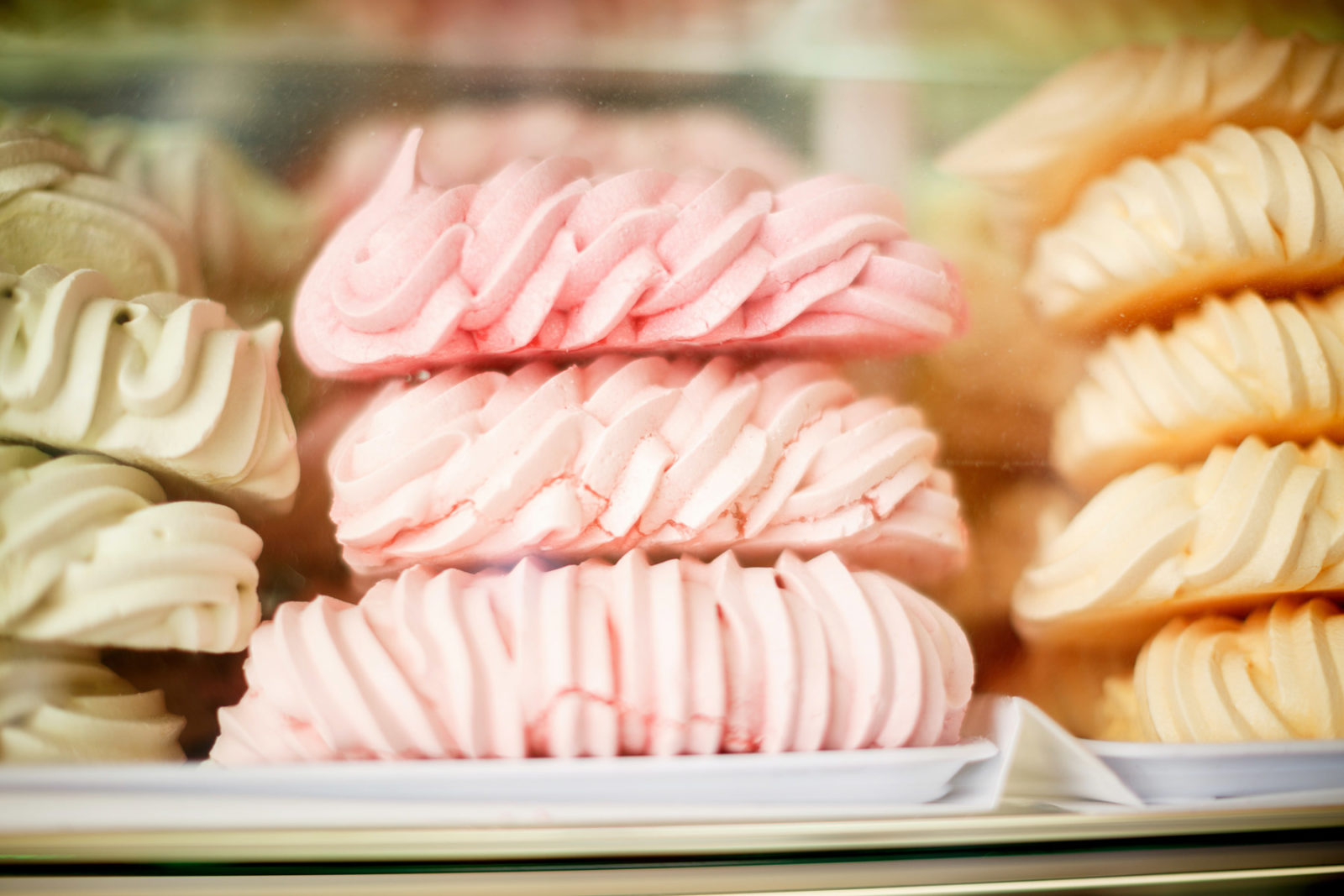 Bakery Meringues